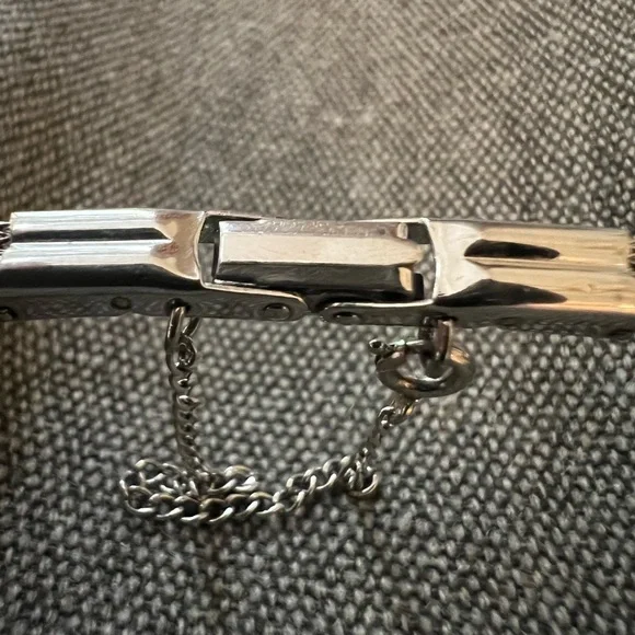 VTG Elgin Ladies Watch Stainless Steel Duchess Style - Fits Small/Petite Wrist - Picture 4 of 8